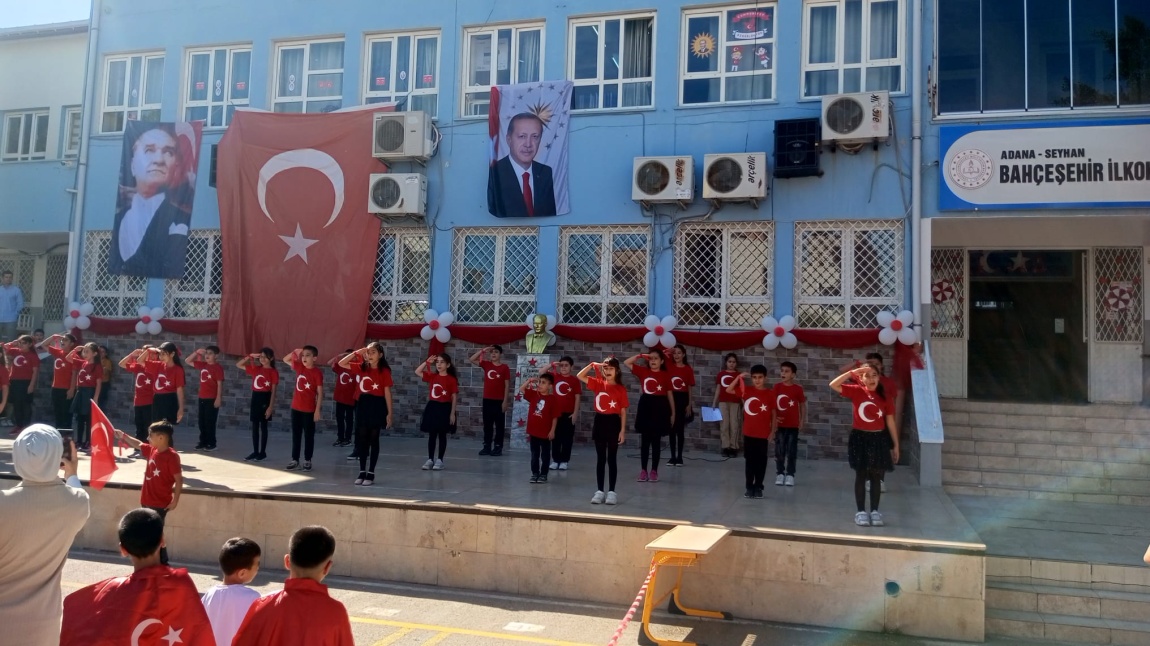 Bağımsızlığımızın ve egemenliğimizin simgesi Cumhuriyetimizin 102. yıl dönümünü coşku ve heyecanla kutladık.